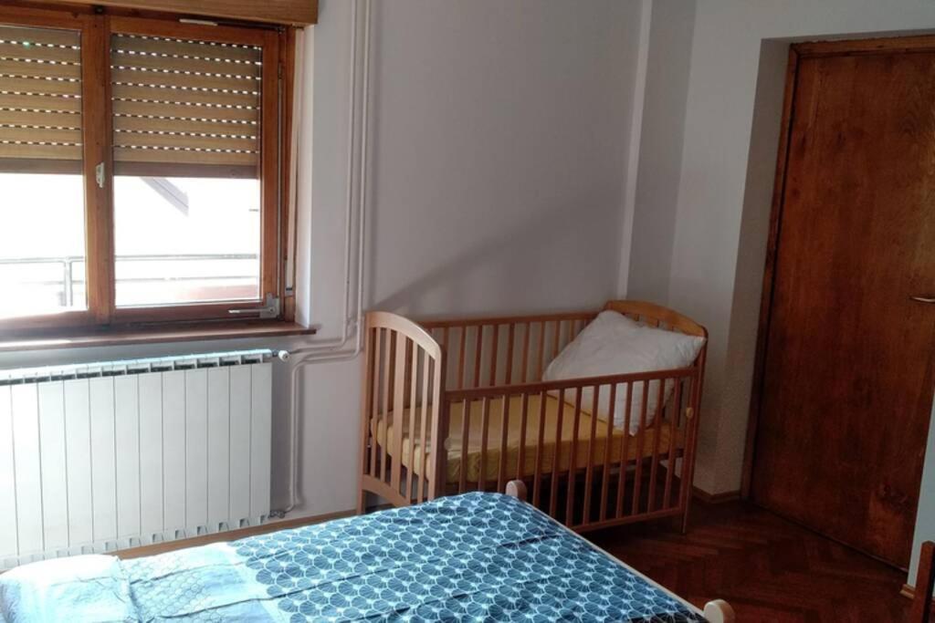 Zrm Center Apartment Idrija Luaran gambar