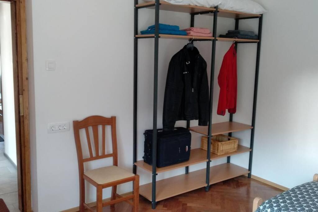 Zrm Center Apartment Idrija Luaran gambar