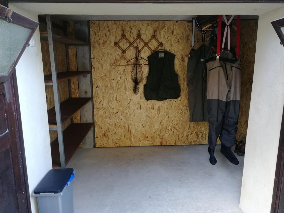 Zrm Center Apartment Idrija Luaran gambar